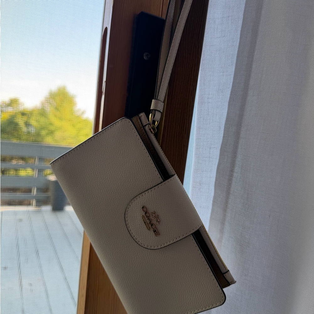 Coach Ivory Wristlet Clutch